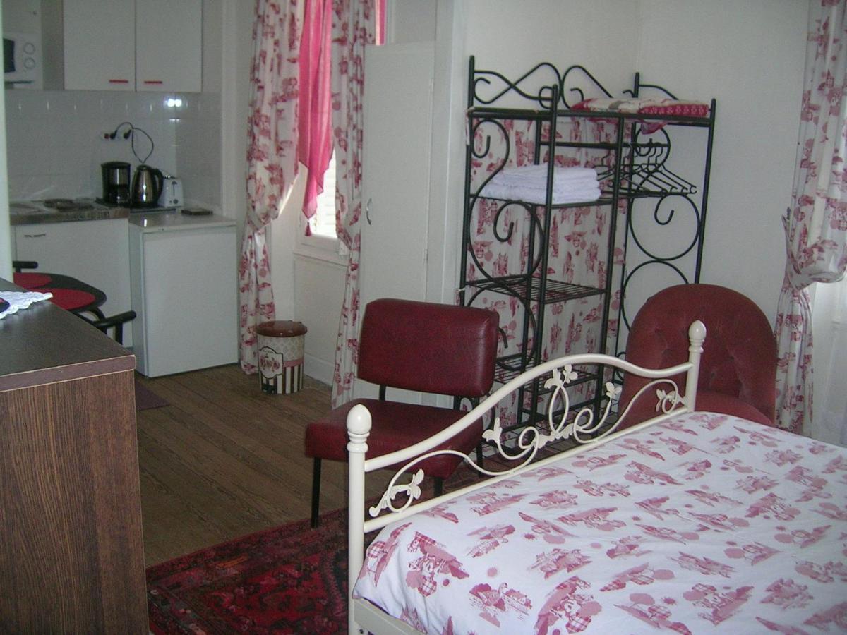Studette Villa Odette Bagnoles de l'Orne Normandie Εξωτερικό φωτογραφία