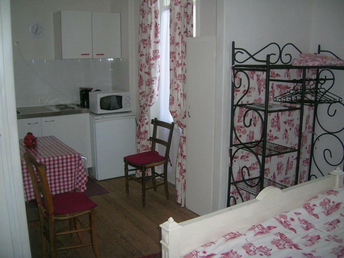 Studette Villa Odette Bagnoles de l'Orne Normandie Εξωτερικό φωτογραφία